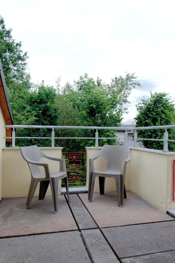 Modern Apartment In Jawiszowice Exterior photo